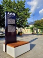 Na łaskim rynku stanął totem 